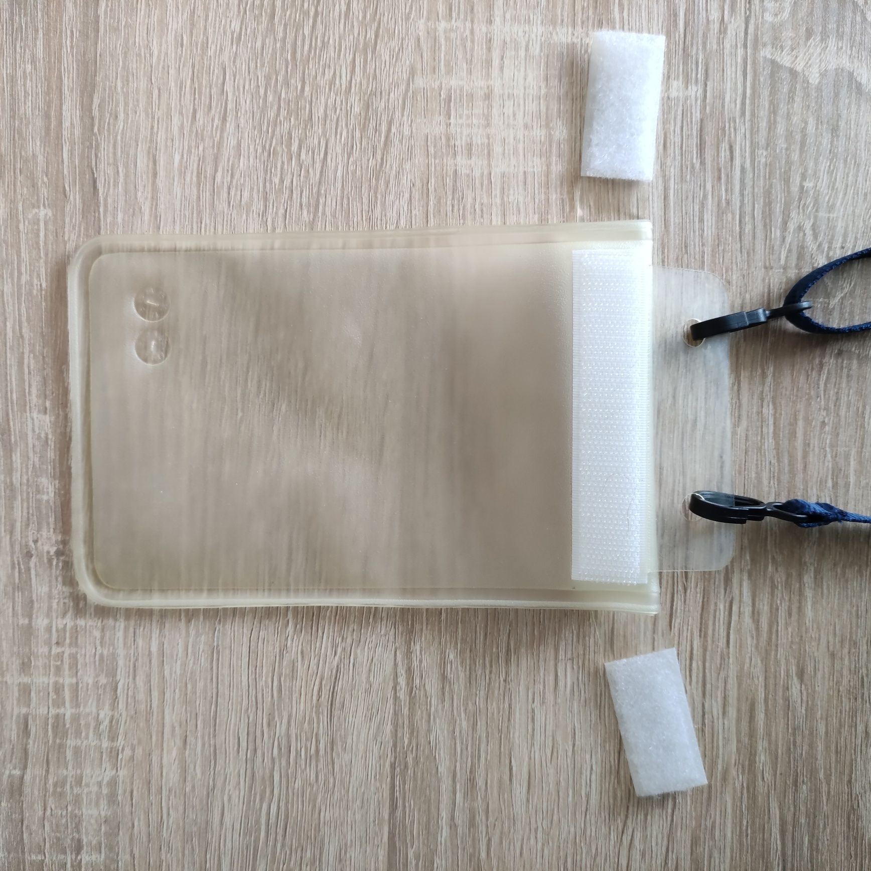 Wodoodporny pokrowiec na telefon
