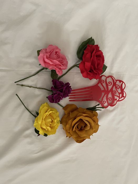 Saias e Mantones  Sevilhanas