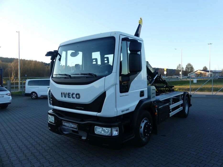 Iveco EUROCARGO 120E-220 / HAKOWIEC / EURO 6 / 48 tys km !!! / MANUAL /  Fabryczna zabudowa / Udźwig 8 ton /