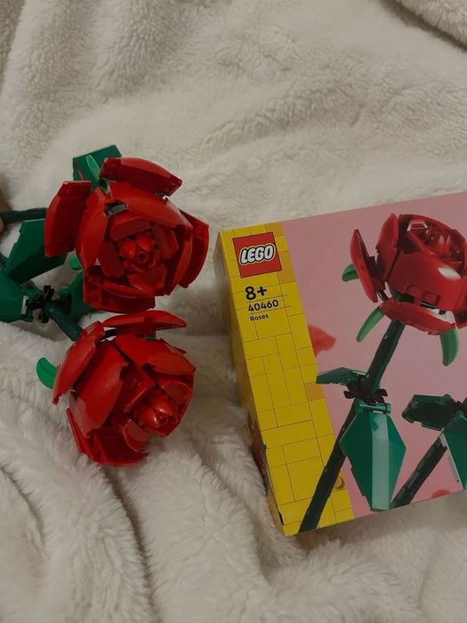 троянди лего конструктор