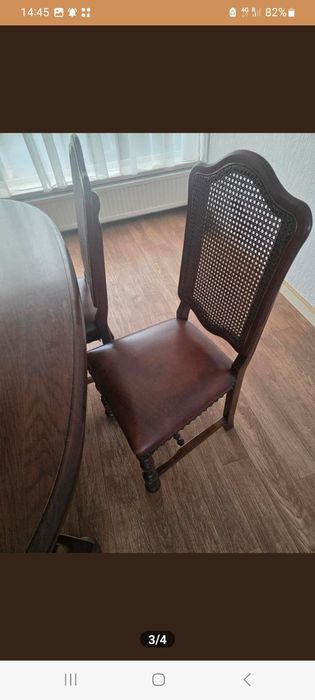 Дубовий масивний стіл з кріслами