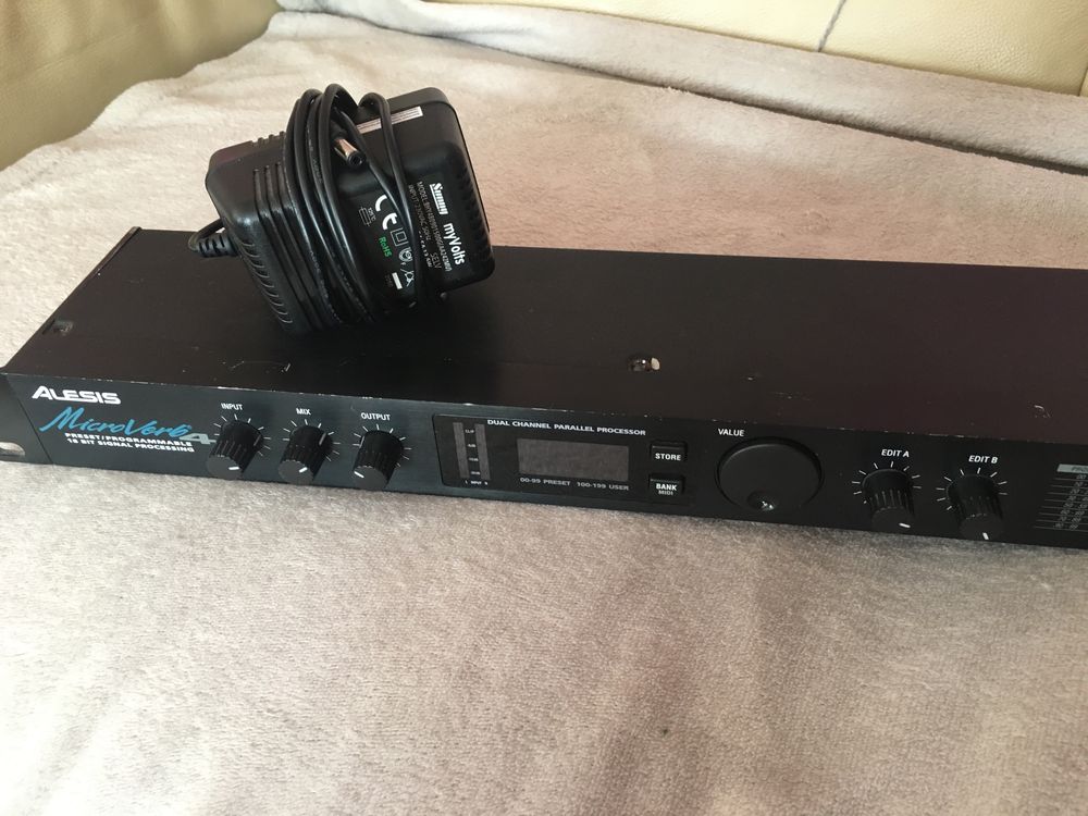 procesor efektów Alesis microverb 4 + zasilacz