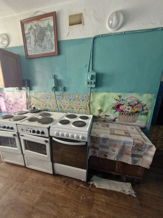Здається кімната в гуртожитку