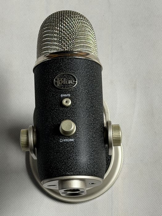 Blue Yeti Pro – profesjonalny mikrofon USB / XLR