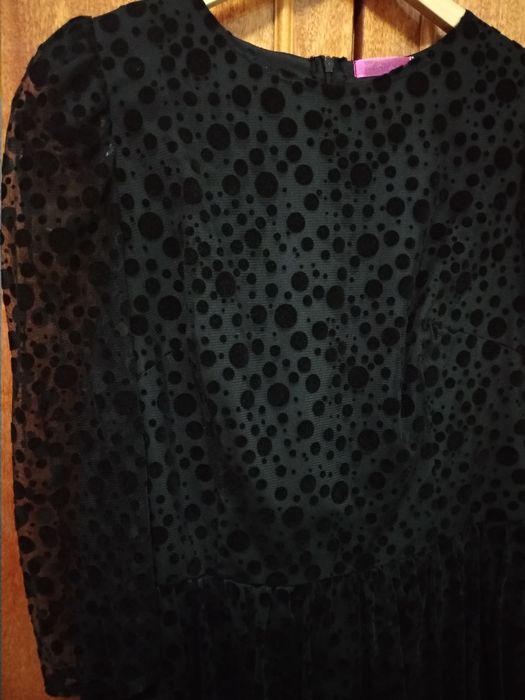 Нарядное женское платье