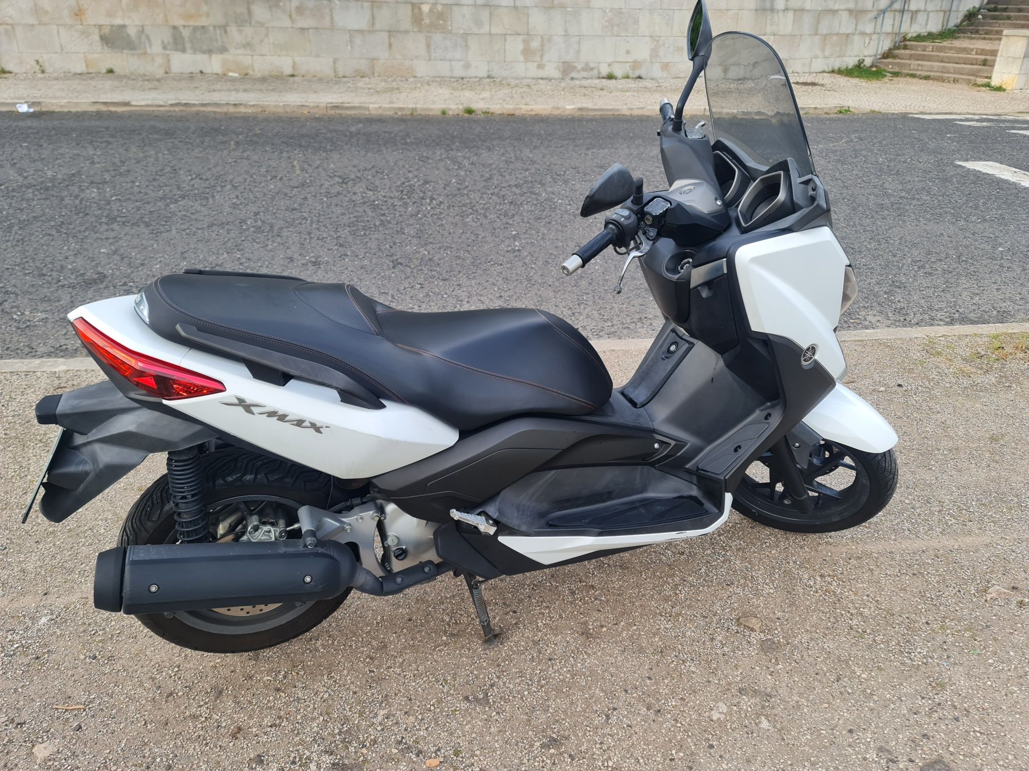 Yamaha X Max 125 / Xmax 125 ( Troco )