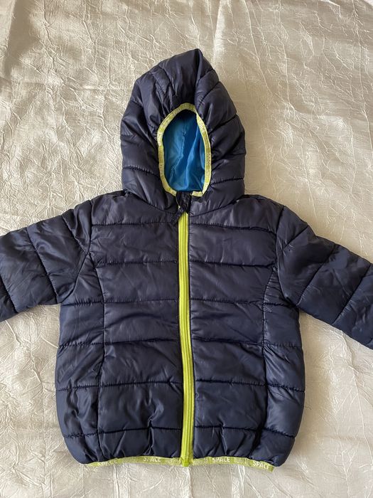 Продам курточку на мальчика весна-осень