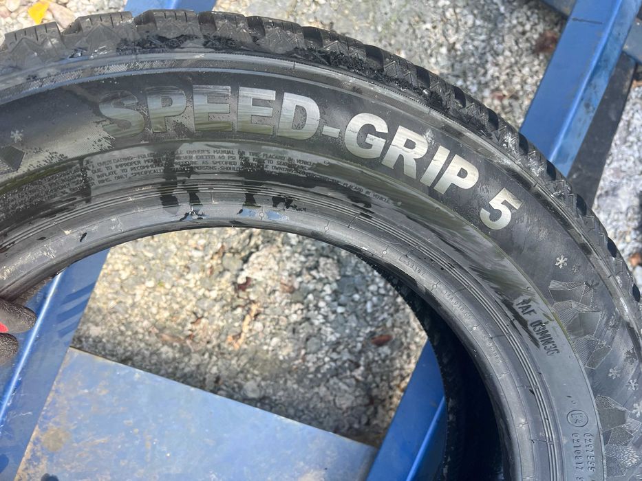 Opony zimowe 205/60/R16 Semperit  Speed-Grip 5 / 8mm - 2 sztuki