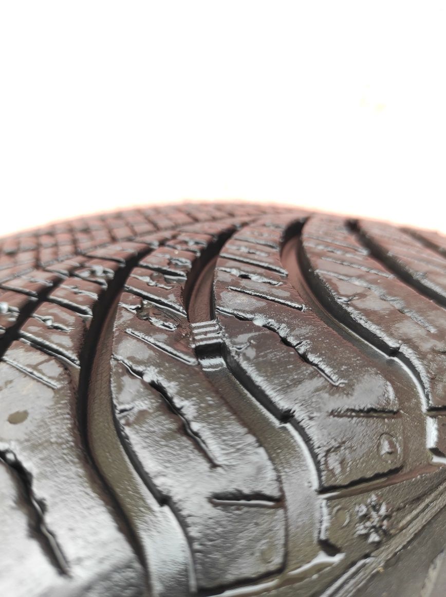 Opony wielosezonowe Goodyear Vector 4 seasons komplet 4 szt.