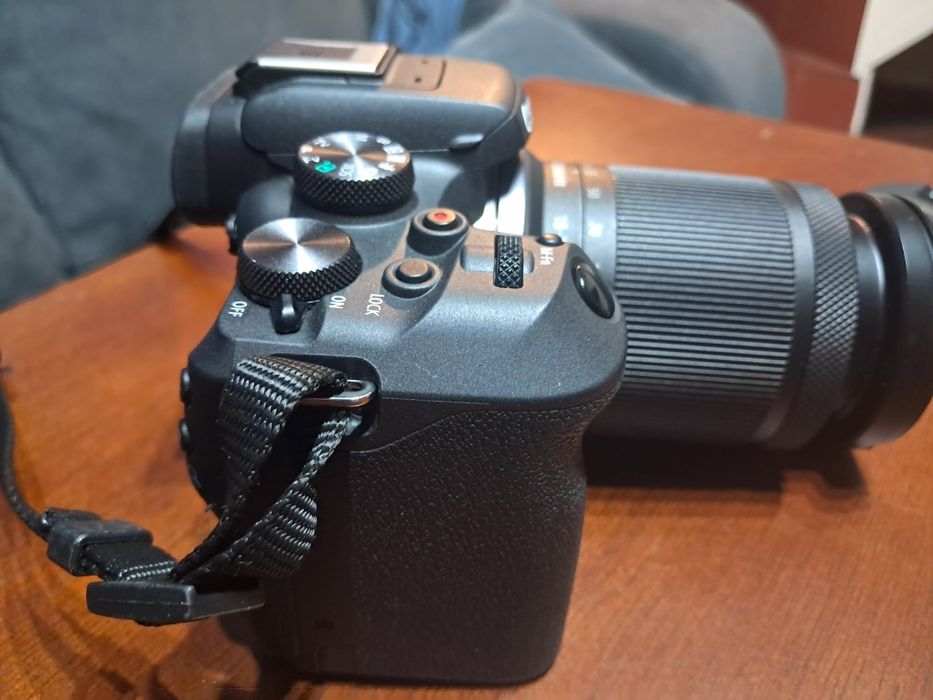 Canon r10 + Rf-s18-150 + rf 100-400