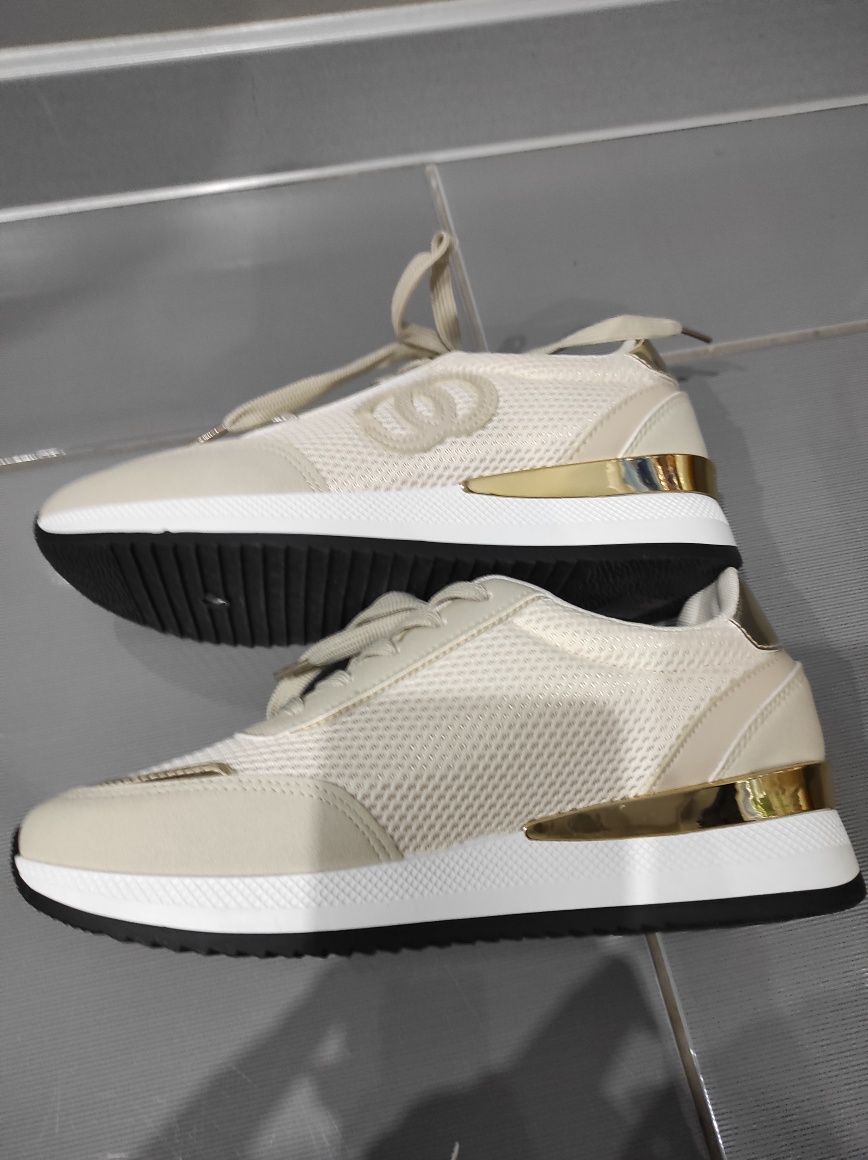 Buty adidasy ze złotym