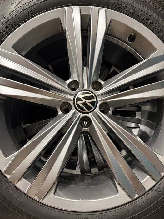 255. 55. R19. Koła volkswagen 5 x112 r19