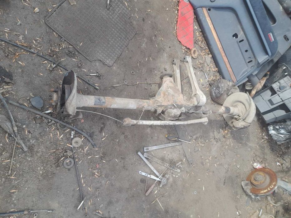 Продам задній мост Volvo 740 2.3 бензин