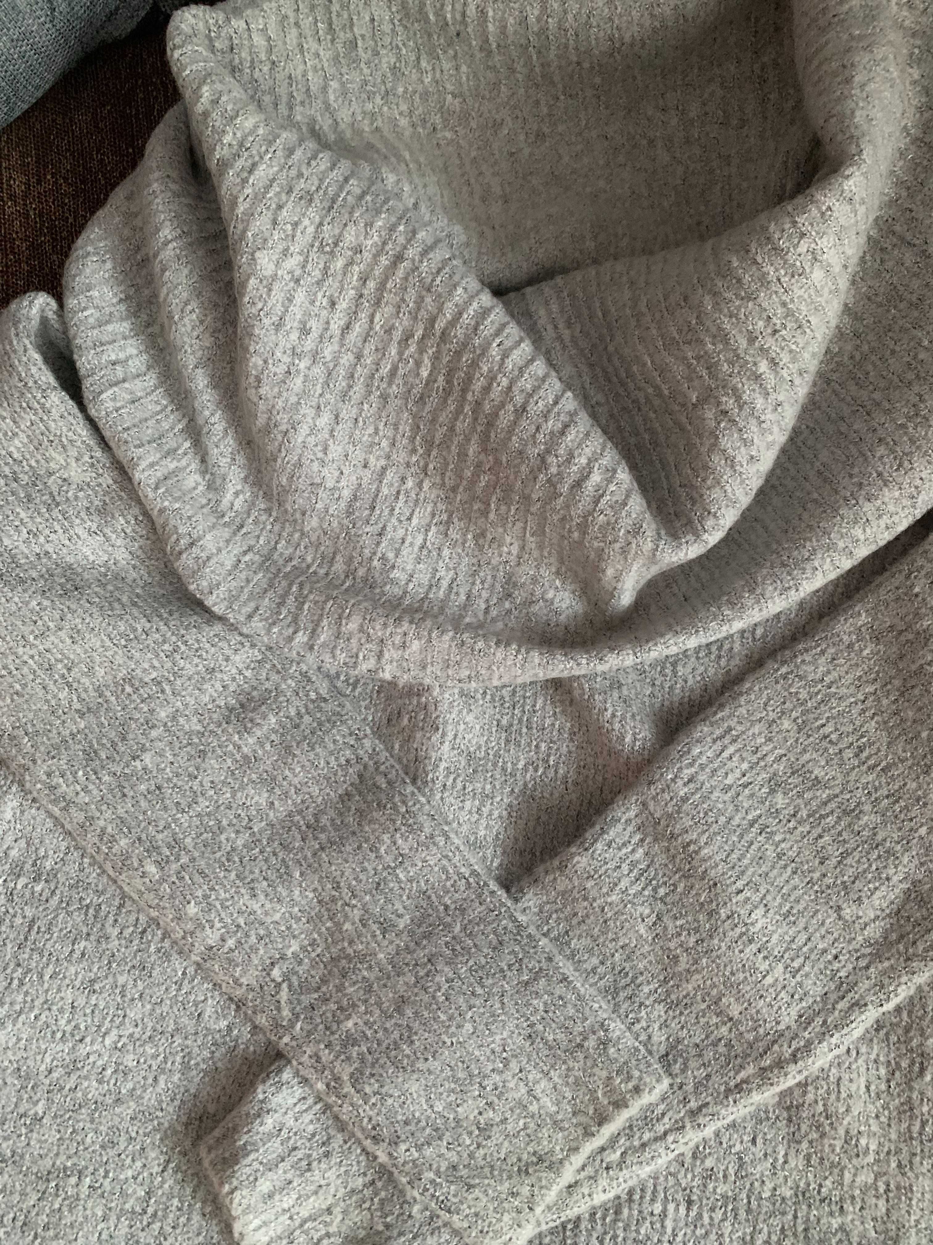 damski sweter dzianinowy