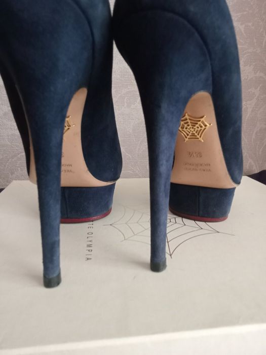 Туфли Vero Cuolo 38 размер