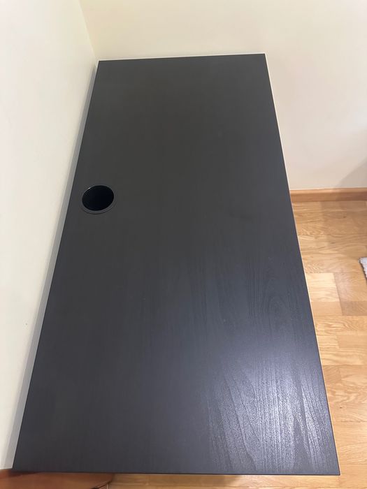 Secretária IKEA como NOVA