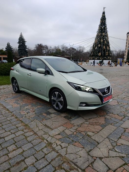 Ниссан Лиф 2018 40кВт Европа