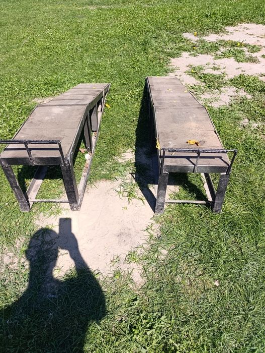 Естакада для підйому машини