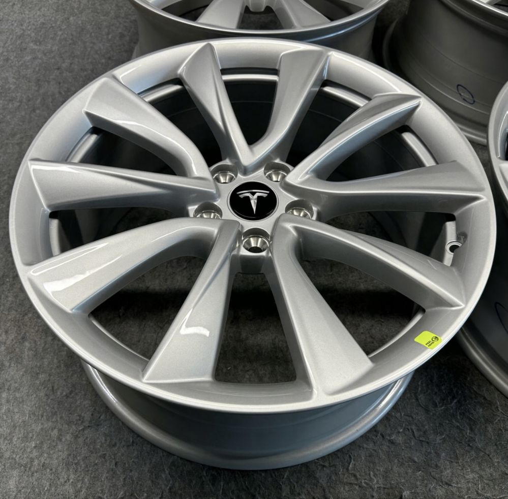 Tesla MODEL 3 диски r19 колеса 5/114,3 r19