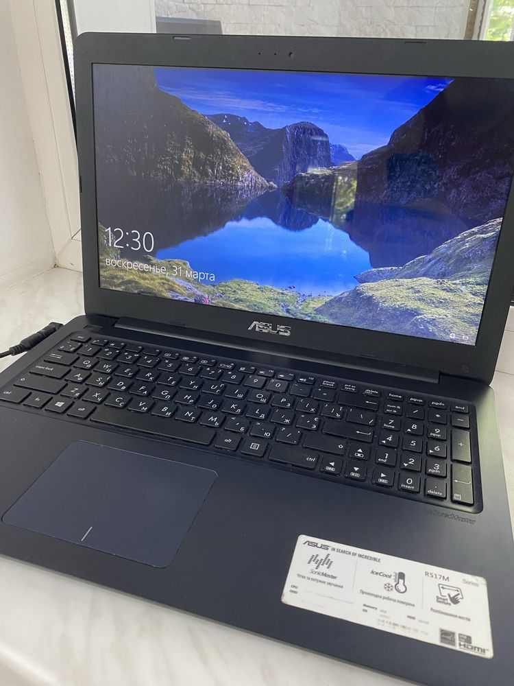 Ноутбук Asus