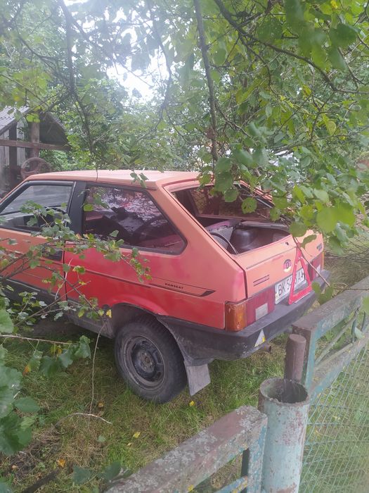 Продам ВАЗ 2108 цілу чи позапча стинам