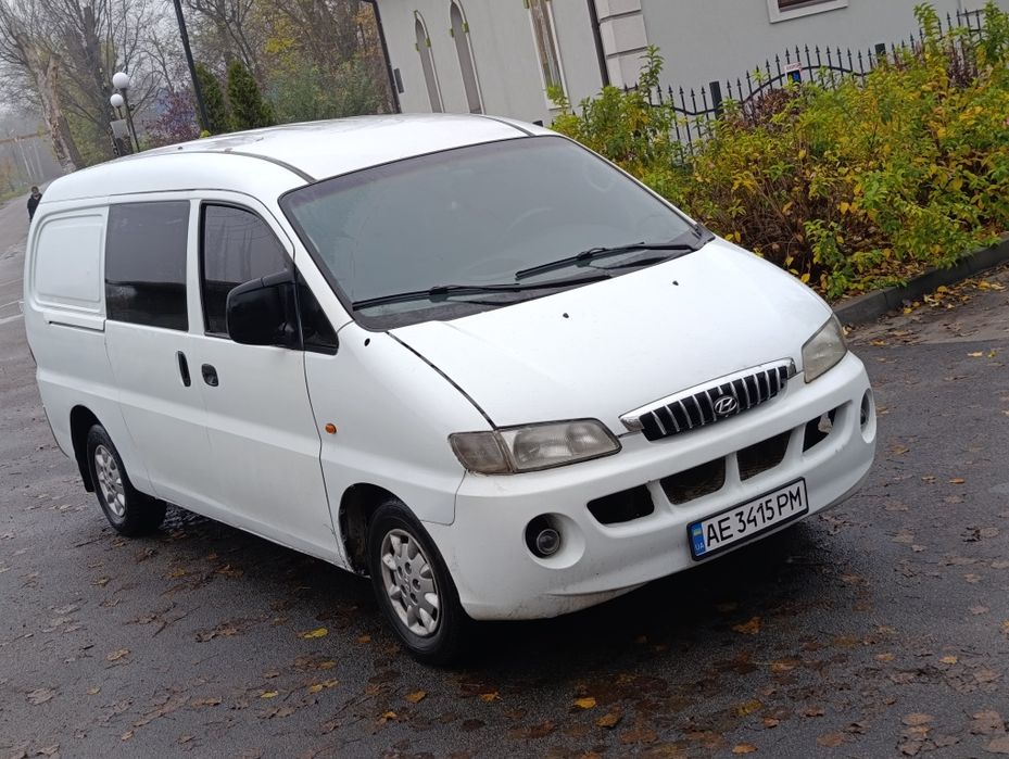 HYUNDAI H1 2,5 дизель