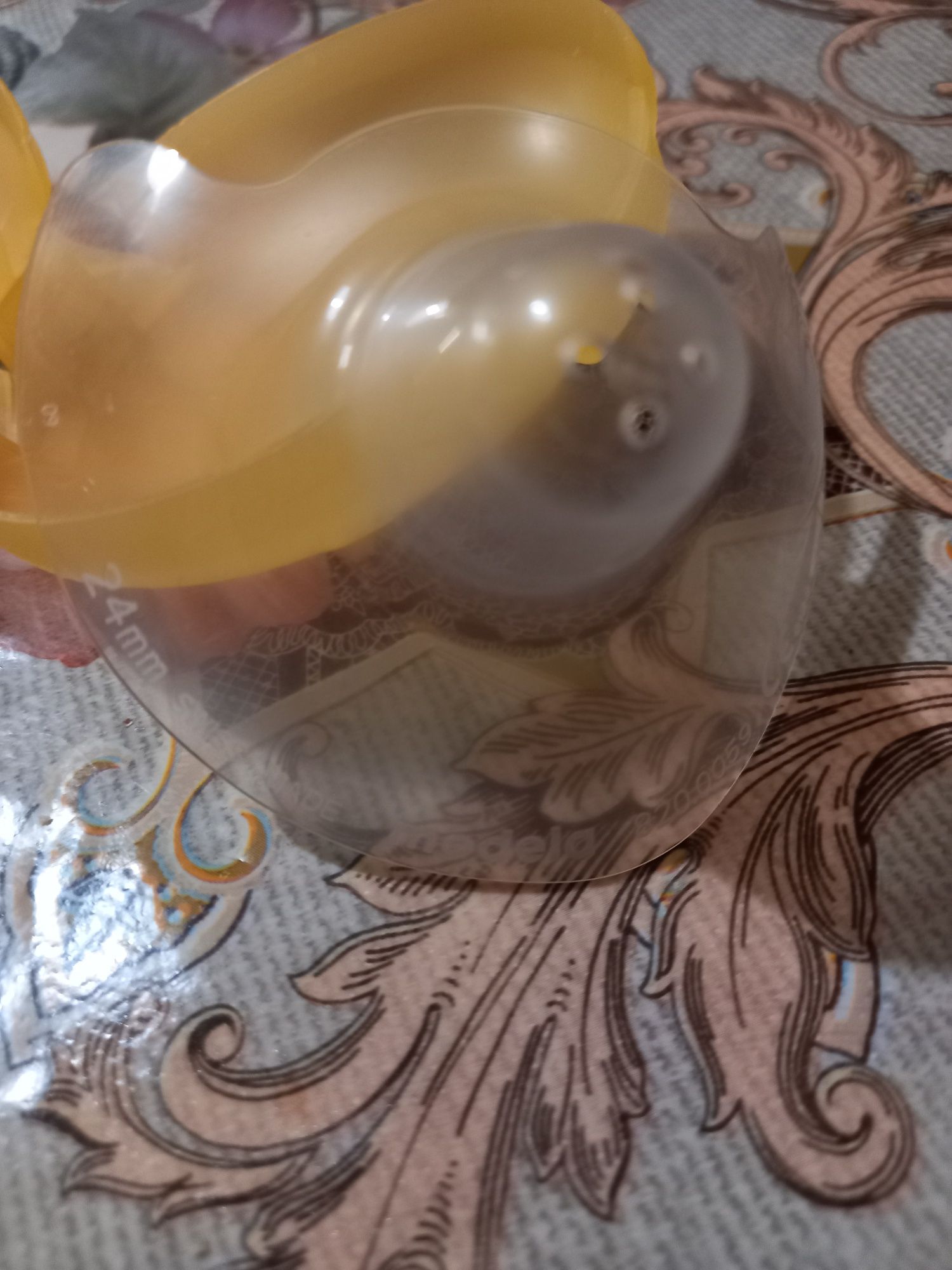 Накладки на грудь