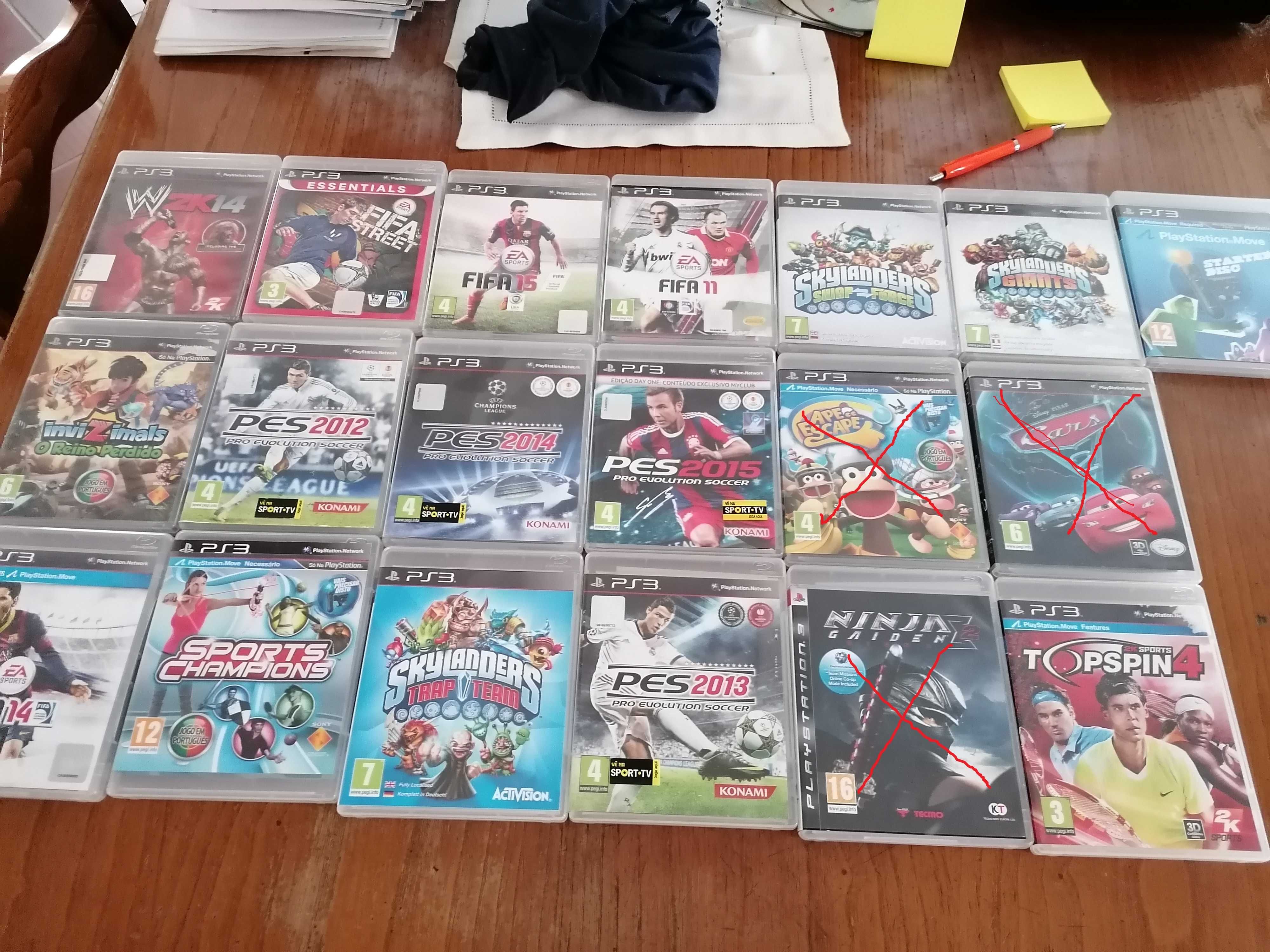 Vendo jogos , comandos e bonecos  PSP 3