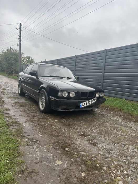 Продам BMW e34 525