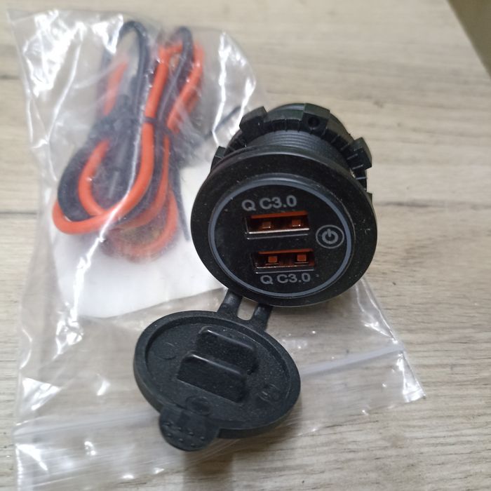 Зарядное устройство в прикуриватель 12v, 24v