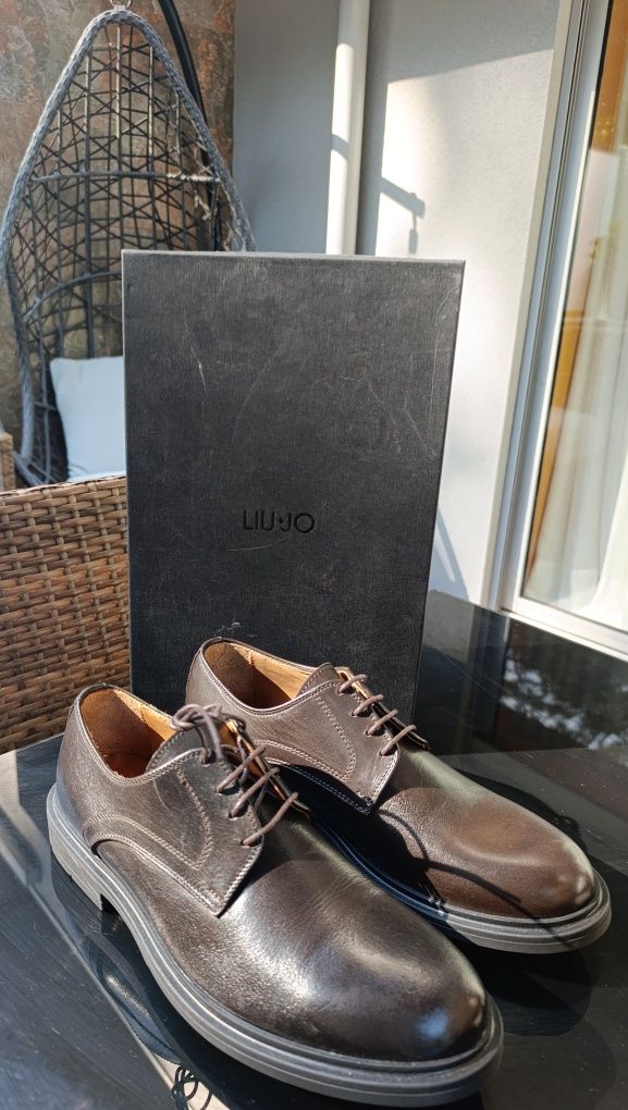 Sapatos tamanho 41 Liu-Jo