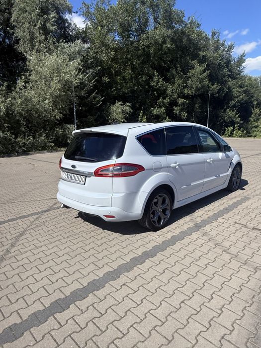 Ford S-max  TitaniumS ST-line