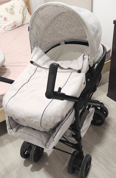 Vendo trio de carrinho Chicco