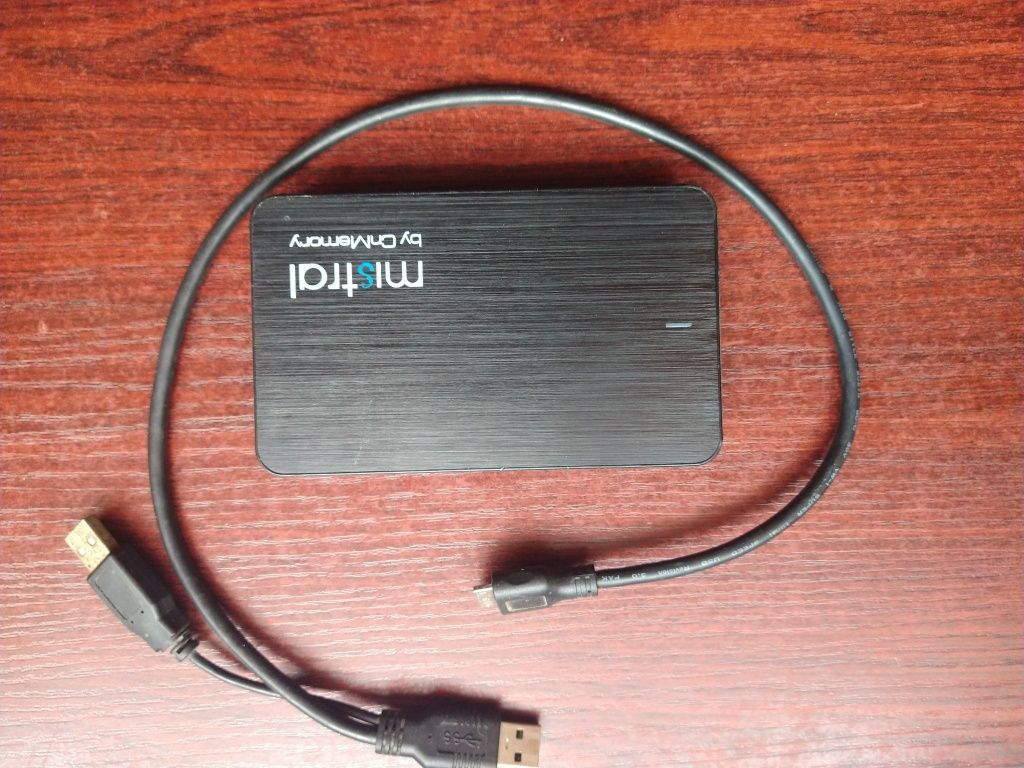 Dysk przenośny HDD 1TB USB 3.0 CnMemory Mistral - używany