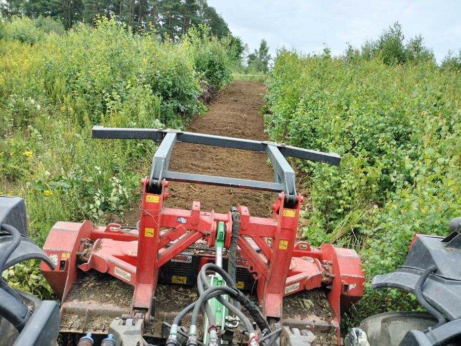 Mulczer leśny Oczyszczanie działek, wycinka samosiejek, karczowanie,