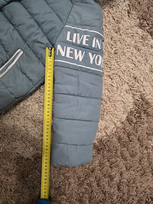 Пуховик для дівчинки 32 розмір