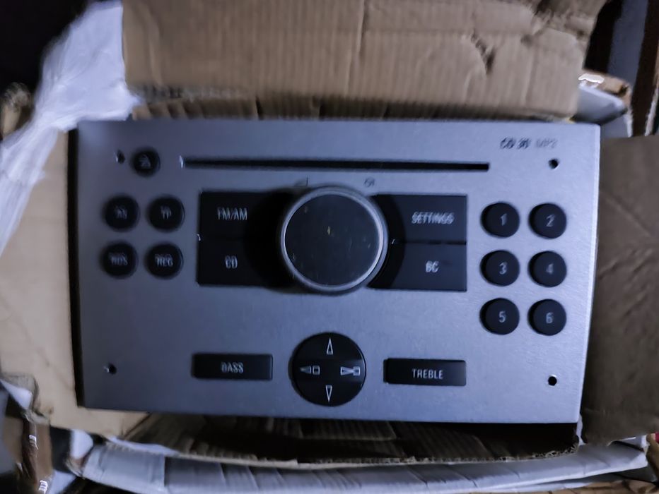 Продам магнітолу CD30 mp3,Opel astra H 04, zafira