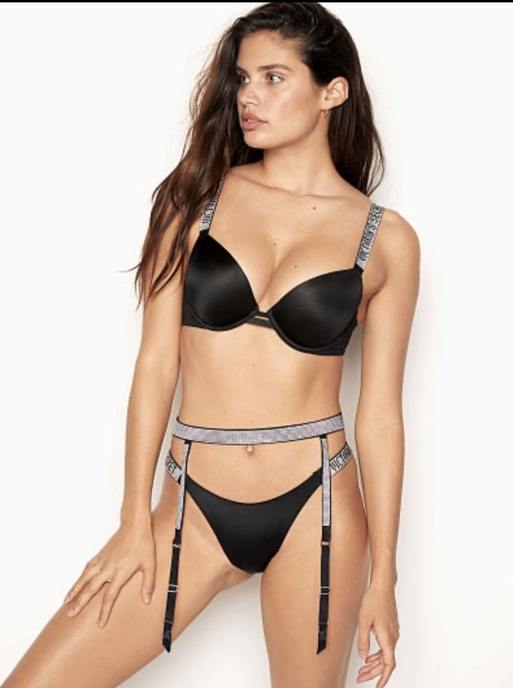 Продам бюстгальтер Victoria Secret 80 C