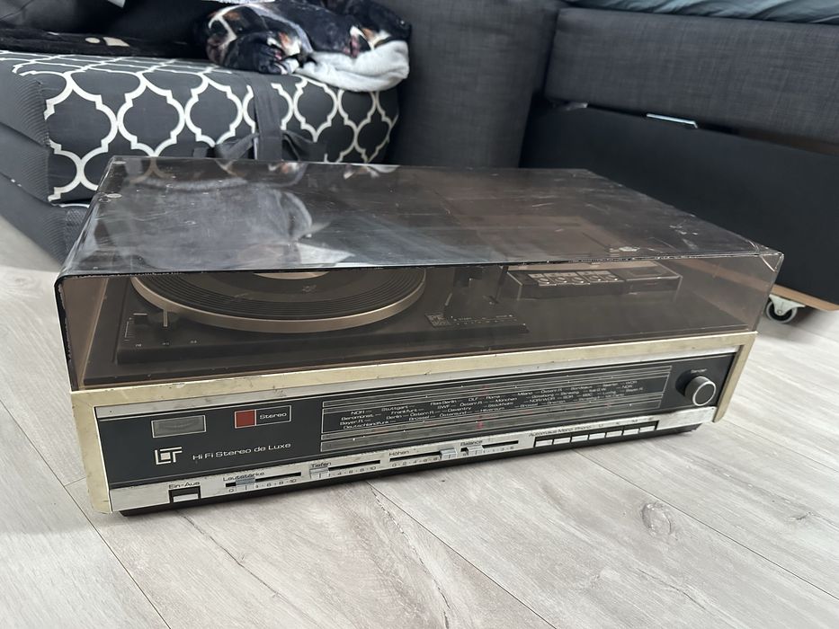 Gramofon  z magnetofonem Philips