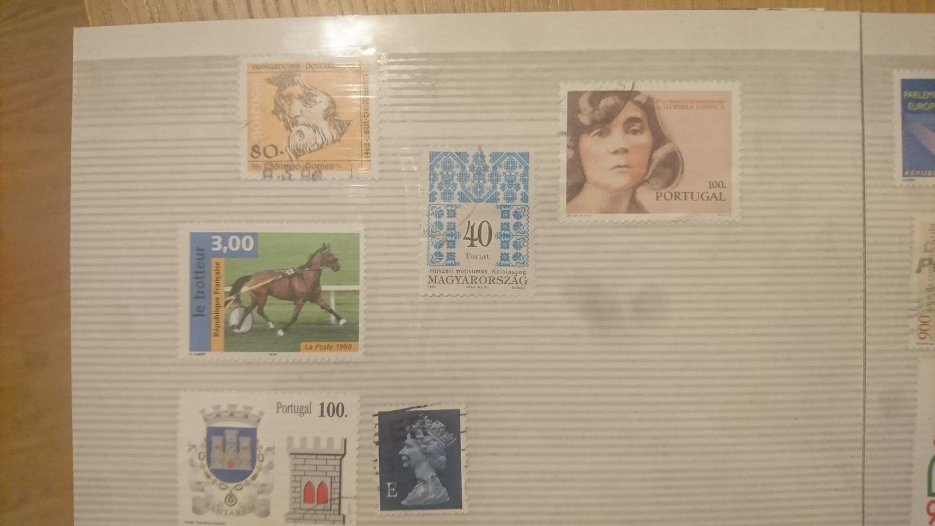 Conjunto de 71 selos antigos - nacionais e internacionais