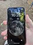 Продаю IPhone 11 4/128