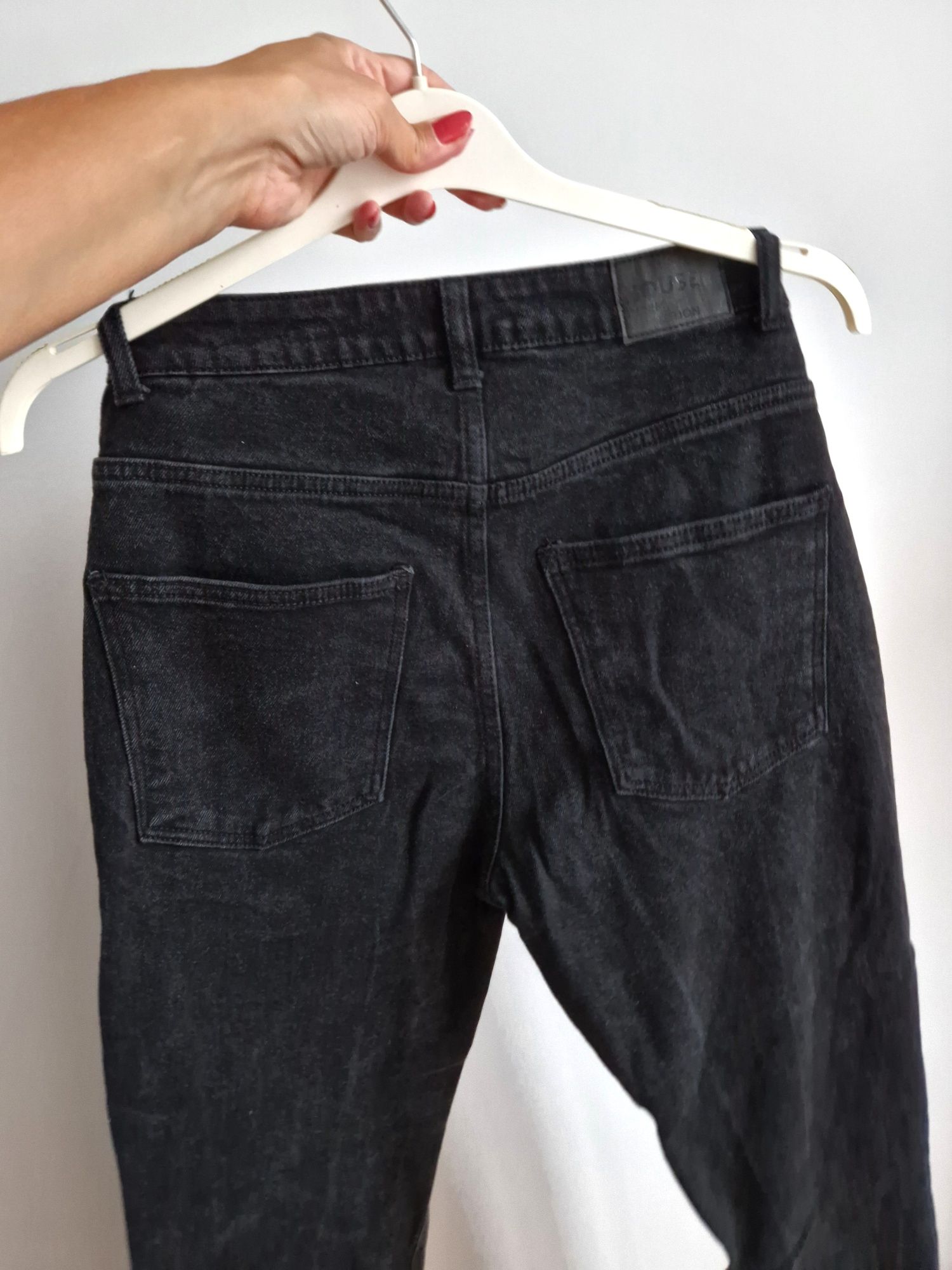 House dżinsy jeansy M 38 czarne slim mom fit