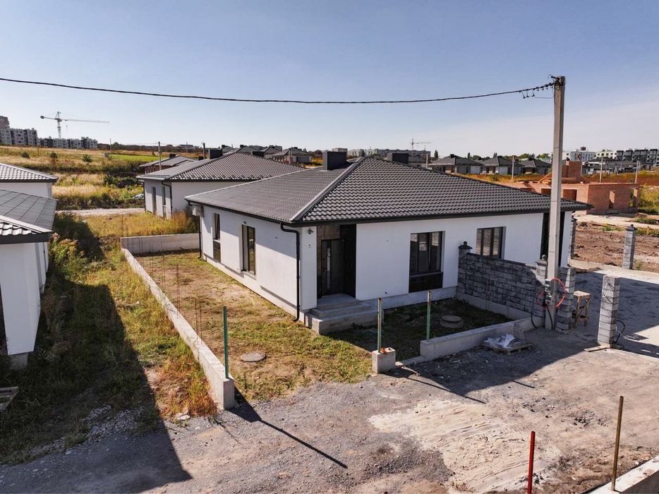 Котедж з опаленням. Готовий під чистову обробку