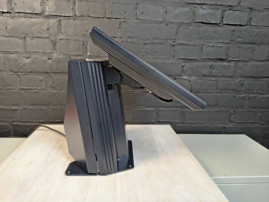 В кількості 15 шт. POS термінал Toshiba ST-A20-T5GK-QM-R