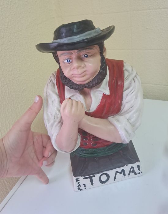 Estatueta Zé Povinho