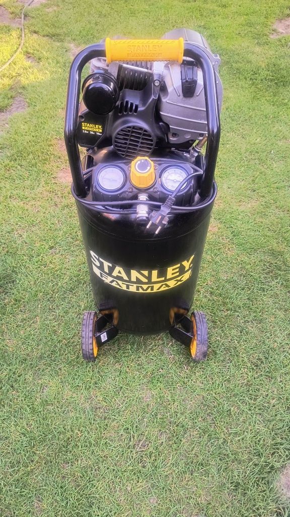 Kompresor Stanley Fatmax 50l. Pionowy. Stan idealny