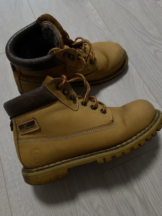 Взуття чоловіче Bustagrip б/у оригінал