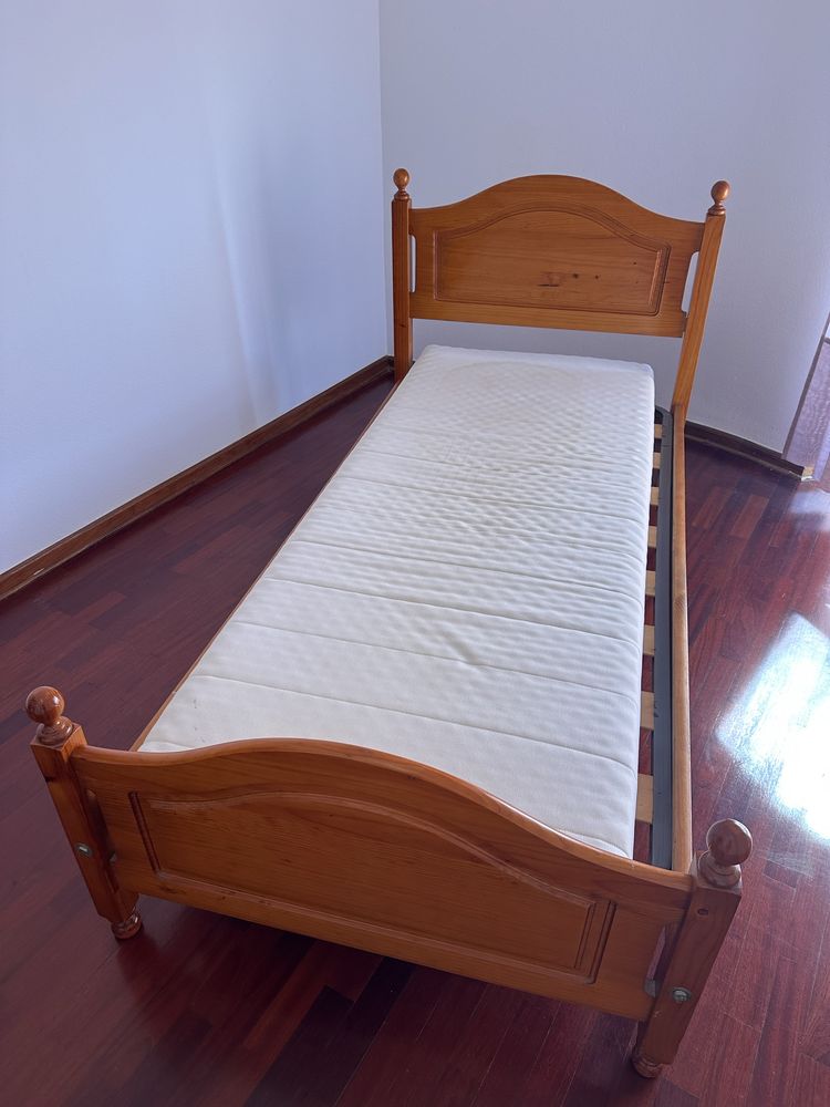 Cama de Solteiro (Inclui colchão)
