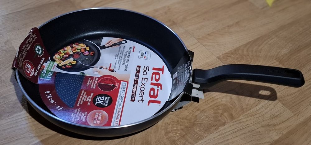 Patelnia Tefal So Expert  28cm.. non-stick (nieprzywierająca)