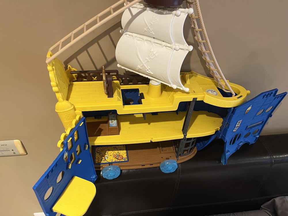 Barco de Brincar - Jake e os Piratas da Terra do Nunca